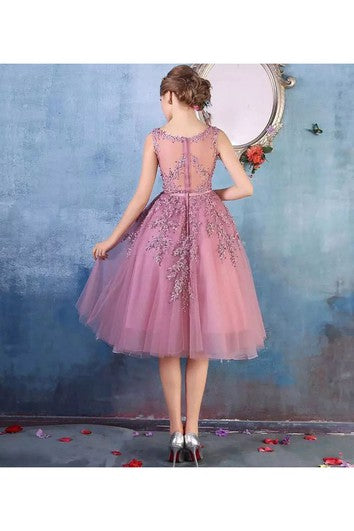 Short Mini Sleeveless Tulle Adorable A-Line Scoop Petite Zipper Back Appliques Bridesmaid Dress