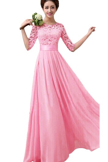 Robe de demoiselle d'honneur longue avec corsage en dentelle et ceinture