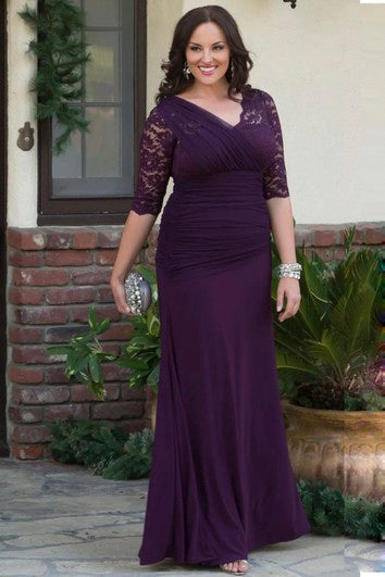 Šaty s výstřihem do V, 3/4 rukávy, pouzdrové, s krajkou a vrstvenými aplikacemi z tylu