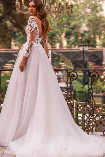 Elegant V-neck A Line Ball Gown Floor-length Court Train Long Sleeve Wedding Dress With Appliques