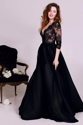 Sexy Black Lace Appliques V-neck Evening Dress 3-4-Length Sleeve A-line