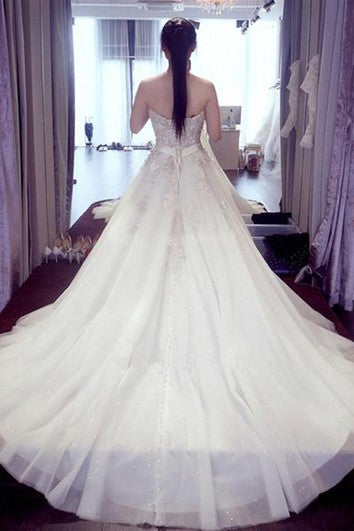 Elegant Sweetheart Beaded Appliques A Line Court Train Wedding Dress