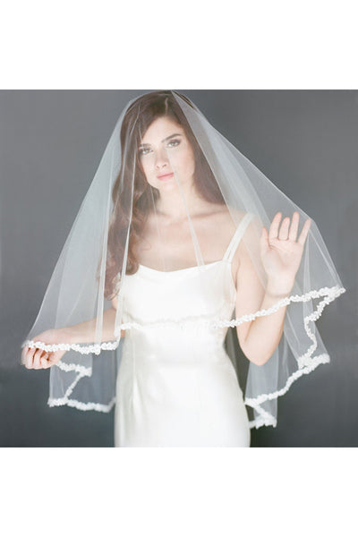 Fingertip Length Lace Applique Tulle Wedding Veil