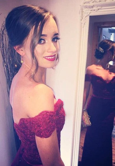 Mořská panna šaty bez ramínek s krajkou, korálkováním a vlečkou