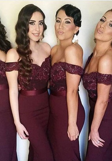 Sexy Off-the-shoulder Mermaid Lace Bridesmaid Dress 2018 Sweep Train