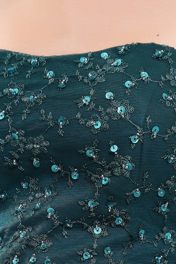 Trägerloses, langes Chiffonkleid mit Perlen und Applikationen