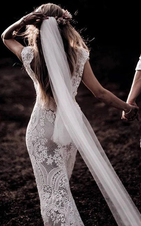 فستان زفاف زفاف دانتيل غمد العميق عتيقة