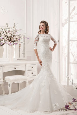 Half Sleeve Scalloped Neckline Lace Mermaid Dress