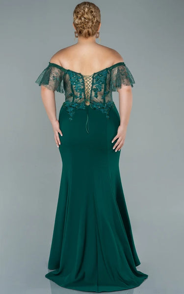 Sexy Off-the-shoulder Sheath Front Split Chiffon Prom Plus Size Dress with Lace Applique