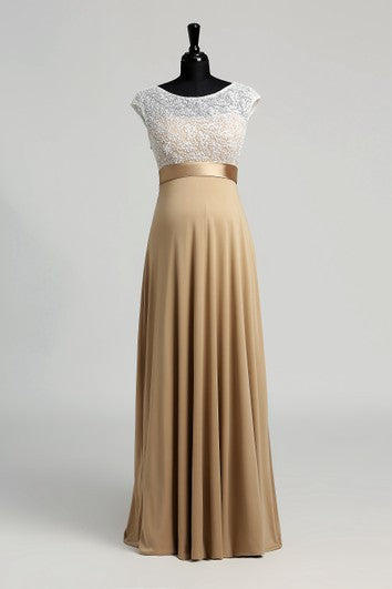 Robe de maternité en jersey à manches courtes et col bateau en dentelle