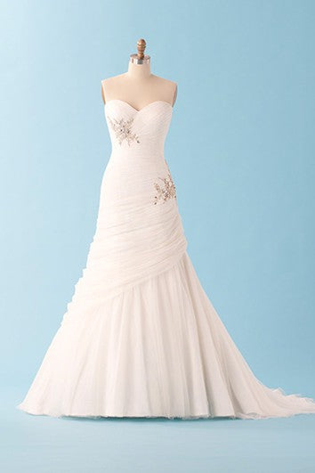 Lovely Beaded A-line long Dress With Sweetheart and Strapless Style