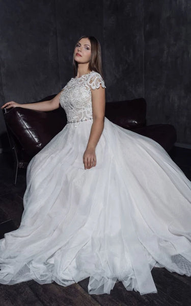 Cap-sleeve Plus Size Pleated A-line Tulle Wedding Dress and Lace Top