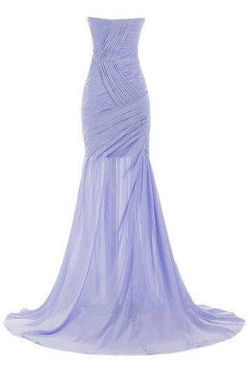 Svatební šaty s vlečkou, řasením a korálkováním