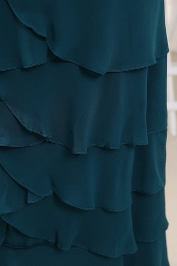 Trägerloses, langes Chiffonkleid mit Perlen und Applikationen