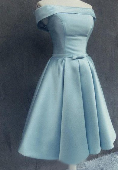 Vestido de satén corto fuera de hombro con arco